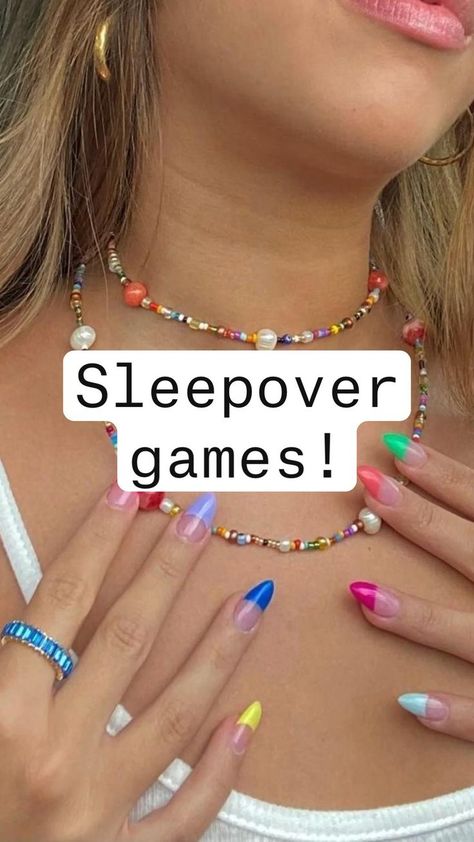 Sleepover Game Ideas, Pidżama Party, Fun Sleepover Activities, Things To Do At Night, Teen Sleepover Ideas, Fun Sleepover Games, Sleepover Party Games, Birthday Sleepover Ideas, Teen Sleepover