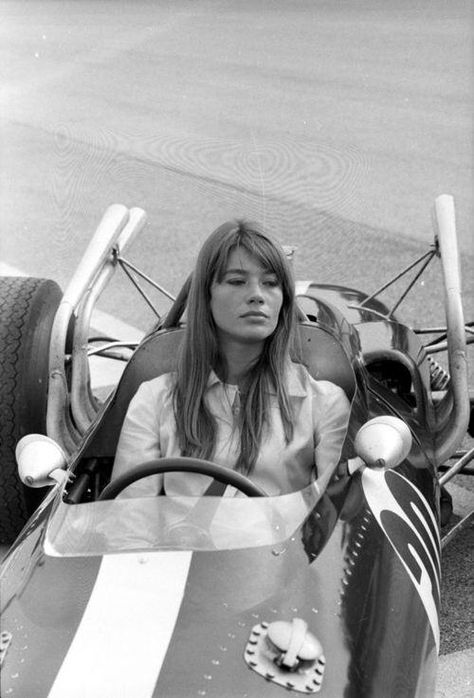 Françoise Hardy French Pop, E Type, Car Girl, Car Girls, Alexa Chung, Vintage Racing, Race Car, Formula One, Fast Cars