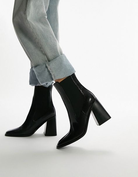 Shoes by Topshop Welcome to the next phase of Topshop Pull tab Elasticated inserts Square toe Block heel Aw 23, Heeled Chelsea Boots, Ootd Winter, Botas Chelsea, Square Toe Boots, Square Toe Heels, Style Noir, Mini Shirt Dress, Active Wear Leggings