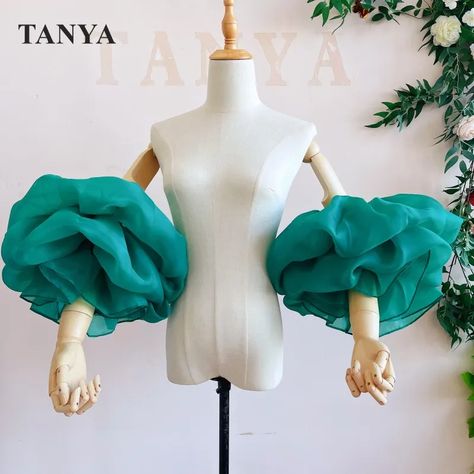 2022 New Fashion Big Puffy Short Detachable Sleeves For Wedding Green Elegant Evening Party Dance Accessories Chic - AliExpress Shirt With Feathers, Diy Ruffle, Tulle Jacket, Feather Cuff, Sculptural Fashion, Fur Cuffs, Girls Fur, Wedding Green, Teen Dress