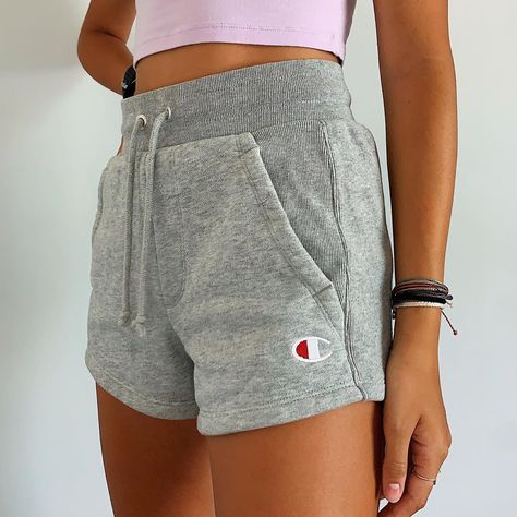 Fashion D, Outfit Mujer, Sweat Shorts, Outfit Goals, Cute Casual Outfits, Perfect Outfit, Fashion Inspo Outfits, Chic Outfits, Chic Style