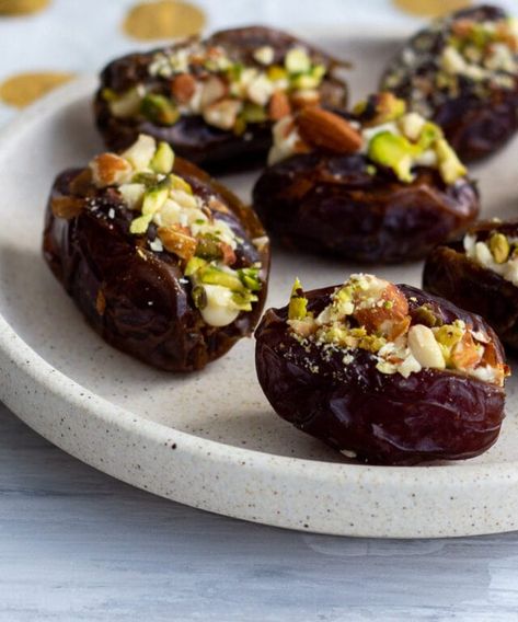 Easy Pretty Appetizers, Roasted Stuffed Dates, Baked Dates, Dates With Cream Cheese, Truffles Desserts, Date Desserts, Filled Dates, Diwali Desserts, Dates Recipes