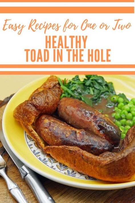 toad-in-the-hole healthy sausage recipe #healthy #Sausage #Toadinthehole #British #BritishCuisine Toad In The Hole Recipe, Toad In A Hole, Artichoke Soup, Steamed Cabbage, British Recipes, Toad In The Hole, 5 2 Diet, Sausage Recipe, Yorkshire Pudding