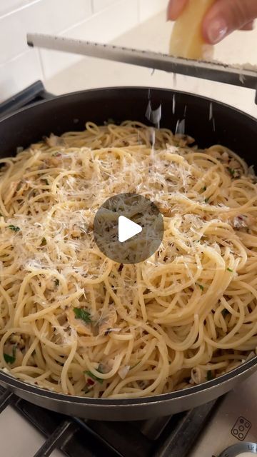 Christy Nguyen on Instagram: "Clam Pasta/Spaghetti  This recipe is so delicious and fairly quick to put together. I’m using cooked baby clam meat that you can find in the frozen section at most Asian markets. This isn’t an authentic recipe but I love how it comes together.   Ingredients: 16 oz of spaghetti  1/2 tsp salt 2  bag frozen cooked clam meat (24oz) 4 tbsp extra virgin olive oil  3 tbsp minced garlic  1/3 cup diced onion 1 tsp red chili flakes  1 tbsp chicken bouillon powder  1 cup white wine or cooking wine  3/4 cup pasta water  4 tbsp salted butter  2 tbsp lemon juice  3 tbsp chopped Italian parsley  Parmesan cheese   Boil water with salt and cook spaghetti al dente. (Do not overcook as you’ll be adding this to the clam sauce and it will continue to cook in the sauce) Reserve 1 c Chicken Bouillon Powder, Clam Pasta, Italian Parsley, Clam Sauce, Chicken Bouillon, Pasta Water, Pasta Spaghetti, Asian Market, Red Chili Flakes