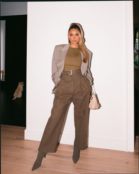 Adrienne Houghton Style, Desi Perkins Style, Prada Earrings, Boujee Fits, Adrienne Houghton, Neutral Color Outfits, Youtube Influencer, Boots Prada, Teacher Fits