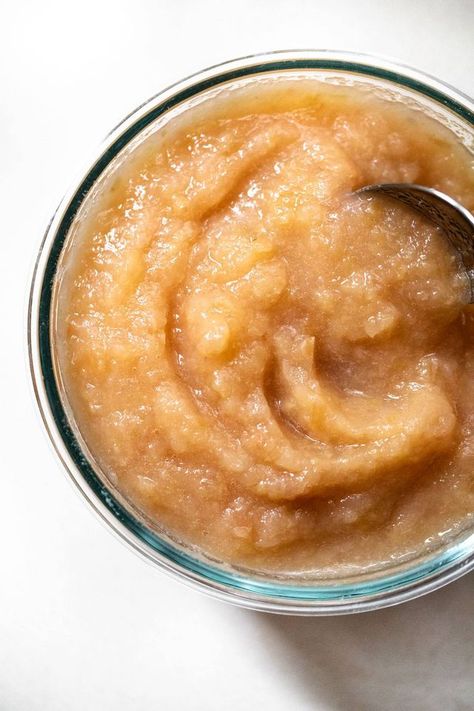 Instant Pot Applesauce, How To Make Applesauce, Applesauce Recipe, Pinch Of Yum, Apple Sauce Recipes, Homemade Applesauce, Afternoon Snack, Kids Recipes, Pressure Cooker Recipes