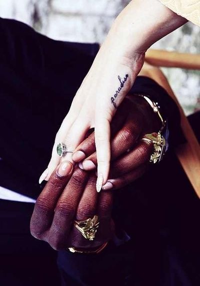 Love sees no color ❤️ Tattooed Couples Photography, Side Hand Tattoos, Famous Star, Paradise Tattoo, Pretty Flacko, Asap Rocky, Lana Del Ray, Pattern Tattoo, Tattoo Placement