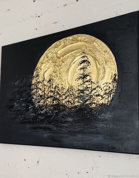 Paintings With Gold Paint, Golden Moon Painting, Black And Gold Painting Ideas, Golden Painting Acrylics, Moon Texture Art, Modern Painting Ideas, Black And Gold Abstract Painting, Moon Painting Acrylic, Black And Gold Painting