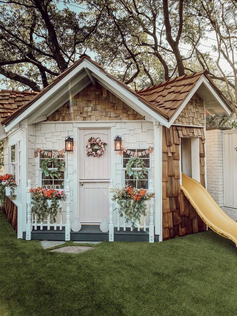 Backyard Love Corner Playhouse Outdoor, Gazebo Playhouse, 2 Story Playhouse, Garage Suite, Dream Playhouse, Playhouse Decor, Kids Clubhouse, Girls Playhouse, Backyard Playhouse