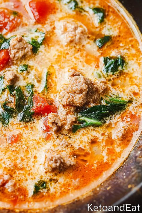 Keto Tuscan Soup - Easy Low Carb Soup Recipe Keto Minestrone Soup Low Carb, Keto Fish Soup Recipes, Best Low Carb Soups, Keto Crockpot Soup, Keto Soups And Stews, Keto Tuscan Soup, Easy Low Carb Soup, Instapot Soup Recipes, Low Carb Soups