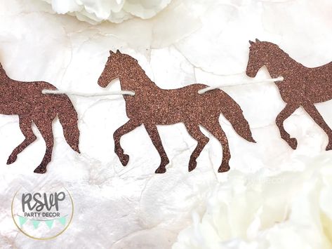 Horse Garland Glitter Horse Banner Horse Birthday Party - Etsy India Horse Garland, Cowboy Party Decor, Horse Party Decorations, Cat Party Decorations, Horse Birthday Party, Horse Themed Party, Derby Party Decorations, Horse Birthday Parties, Copper Glitter