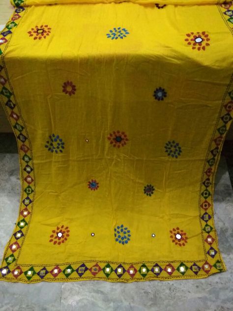 Mirror Work Dupatta Designs, Mirror Work Dupatta, Dupatta Designs, Choker Necklace Designs, Kurti Neck Designs, Mirror Work, Mirror Designs, Necklace Designs, Neck Designs