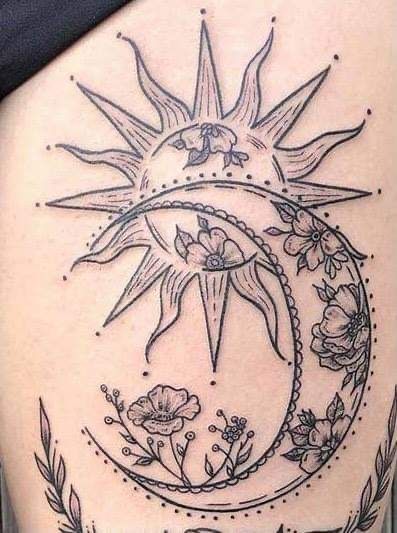 Attractive Tattoos, Tattoos Feminine, Sun And Moon Tattoos, Tattoos Quote, Tattoos Fine Line, Female Tattoo Ideas, Tattoos For Females, Tattoos Floral, Tattoo Sonne