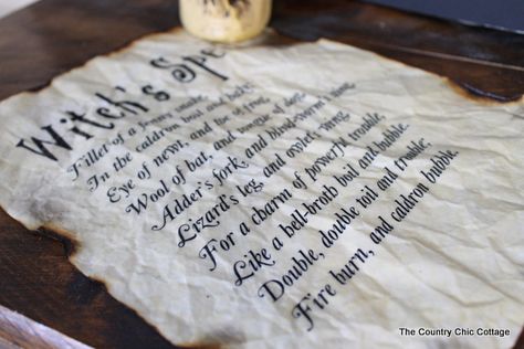 Macbeth Halloween Decor ~ * THE COUNTRY CHIC COTTAGE (DIY, Home Decor, Crafts, Farmhouse) Halloween Witch Spells, Spell Book Pages Printable Free, Spell Book Pages, Cottage Diy, Potion Labels, Witch Cottage, Halloween Potions, Diy Home Decor Crafts, Country Chic Cottage