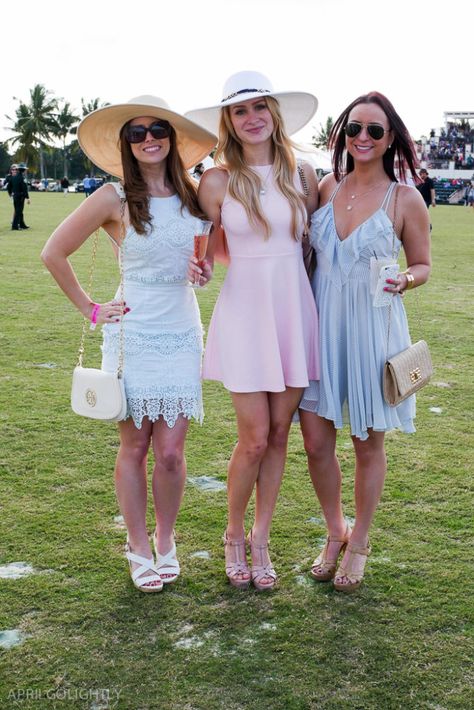 What to Wear to a Polo Match -  Outfits with Lilly Pulitzer - preppy fashion pastel dresses, wedges and big hats Country Club Easter Outfit, Steeplechase Outfit Women, Sideline Outfits, Outfits For Polo Event, What To Wear To A Polo Match, Polo Event Outfits For Women, Preppy Dresses Summer Country Club Prep, Steeplechase Outfit, Polo Tailgate