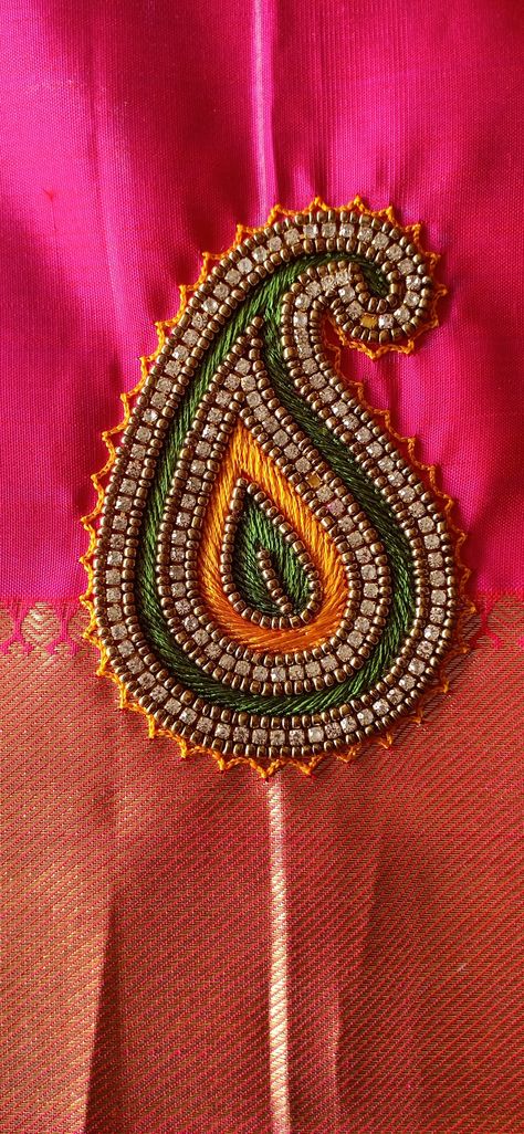 Simple Aari Buttas, Mango Design Tracing, Aari Embroidery Motifs Design, Mango Design Aari Work Blouse Hand, Mango Design Aari Work Blouse Back Neck, Maggam Work Mango Designs, Mango Aari Design, Mango Shape Embroidery Design, Mango Design Aari Work Blouse Tracing