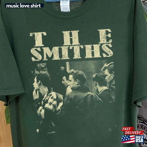 The Smiths T-Shirt Rock Band Tshirt Hoodie Classic Check more at https://musicloveshirt.com/product/the-smiths-t-shirt-rock-band-tshirt-hoodie-classic/ Band Tshirt Outfit, Collage Tshirt, The Smiths T Shirt, The Smiths, Tshirt Outfits, Love Shirt, Music Love, 로고 디자인, Rock Band