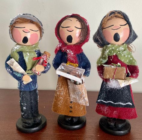 Peg People, Cookie Tray, Craft Day, Candy Jar, Papel Mache, Peg Doll, Joy To The World, Candy Jars, Peg Dolls