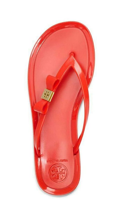 Jelly Flip Flops, Jelly Flats, Wink Wink, Fab Shoes, Jelly Shoes, Purse Accessories, Shoe Closet, Dream Shoes, Shoe Obsession