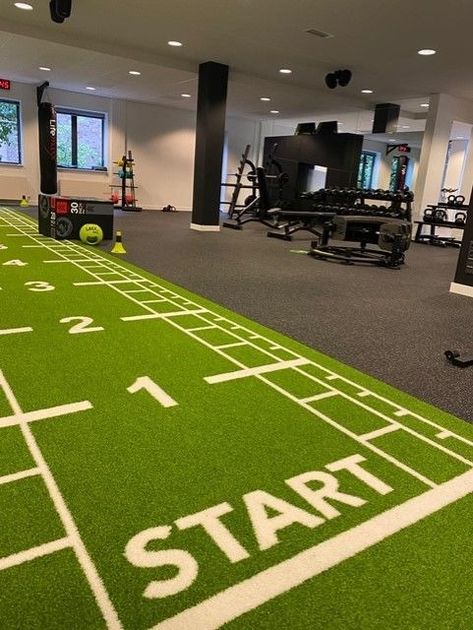 Home Gym Turf Ideas, Indoor Turf Playroom, Turf Home Gym, Home Gym With Turf, Athletic Locker, Basement Gym Ideas, Sports Turf, Studio Gym, Sports Facility