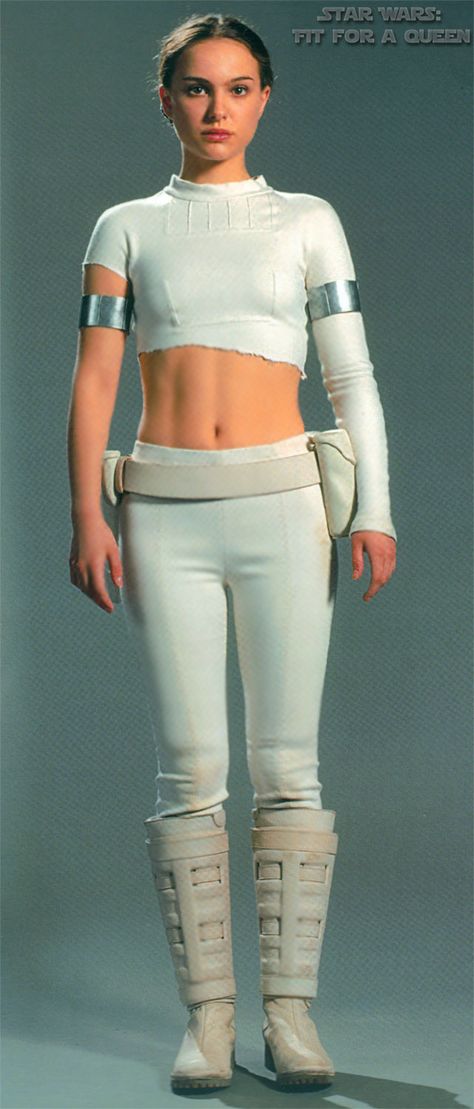 Padme arena torn outfit Padme Costume, Disfraz Star Wars, Star Wars Padme Amidala, Star Wars Padme, Star Wars Halloween, White Costumes, Padme Amidala, Star Wars Outfits, Star Wars Costumes