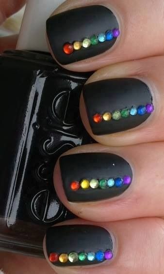 Love the nail polish Rainbow Nails Design, Matte Black Nails, Polka Dot Nails, Dots Nails, Simple Nail Art Designs, Nails Polish, Black Nail, Get Nails, Rainbow Nails