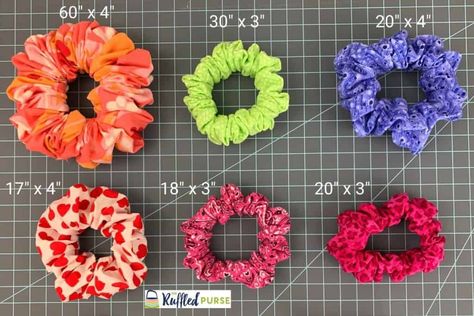 Cotton Scrunchies Diy, Mini Scrunchie Pattern, Store Blankets In Closet, Diy Sewing Scrunchies, Unique Scrunchie Ideas Diy, Scrunchies Sizes Chart, Small Scrunchies Diy, Scrunchies Measurements Chart, Extra Large Scrunchie Pattern