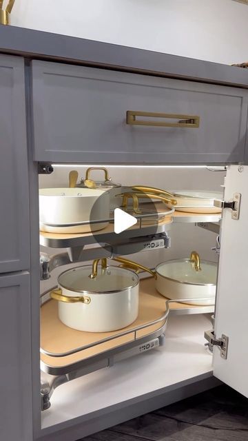 Fabuwood Cabinetry on Instagram: "The ideal accessory for a corner cabinet, the Blind Base Pull-Out utilizes every inch of storage space with soft-close pull-out shelving and is available for both, our Allure and Illume, collections.

Kitchen cabinets, kitchen storage, cabinet accessories, cabinet storage"