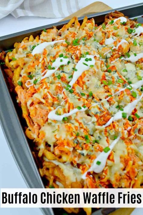 Fancy Fries, Nachos Cheese, Buffalo Chicken Fries, Fries Recipes, Easy Buffalo Chicken, Diner Menu, Buffalo Chicken Recipes, Waffle Fries, Loaded Fries