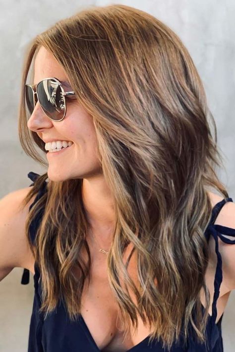 Thick Messy Waves Brown #longhaircuts ❤ We have a collection of long hair haircuts for you to inspire from. If you feel a sudden desire to change your haircut, do not hurry up to chop it off. Long and flowing locks are to die for. ❤ #lovehairstyles #hair #hairstyles #haircuts Long Haircut 2023 Trends, Womens Long Hairstyles 2023, Long Length Haircut 2023, Trending Women’s Haircuts, Cute Long Haircuts For Women, Hair Trend 2023 Women Long, Long Haircuts For Over 50 Women, 2023 Long Hair Styles For Women, Long Fine Haircuts With Layers