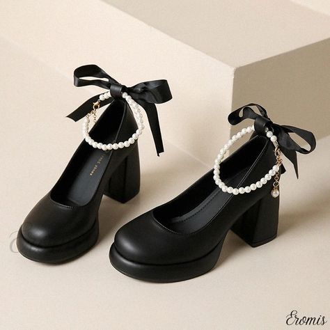 Genuine Soft Leather Mary Jane Pumps with Chunky Heels and Sweet Retro Butterfly Bow Closed Toed Shoes, Cute Black Heels, Mary Jane Shoes Heels, Chunky Pumps, Retro Butterfly, Mary Jane Platform Shoes, Heels Aesthetic, Rough Heels, Butterfly Bow