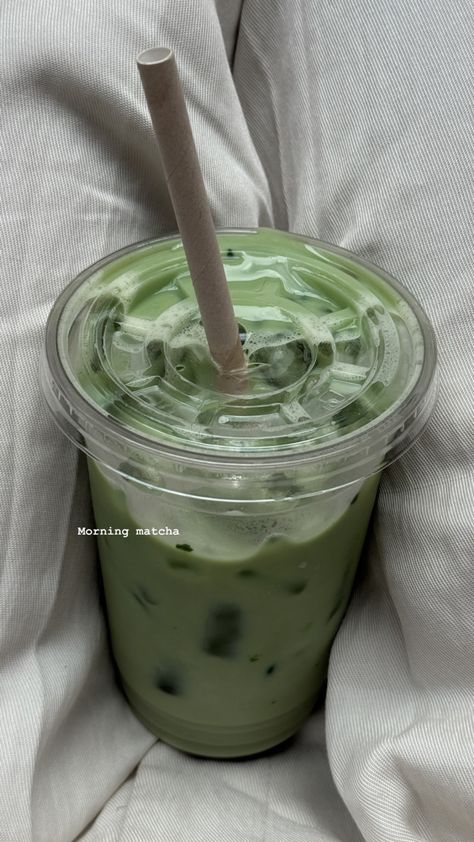 hannaschonberg Aesthetic Matcha, Morning Matcha, Matcha Cafe, Cold Starbucks Drinks, Ceremonial Matcha, Iced Matcha Latte, Matcha Drink, Coffee Obsession, Iced Matcha