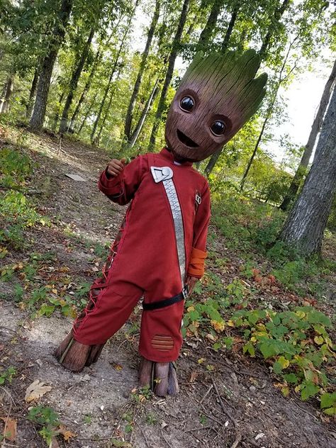 Groot Costume For Kids, Baby Groot Costume, Groot Halloween Costume, Groot Costume, Crazy Halloween Costumes, Link Costume, Chibi Marvel, Prop Maker, Boy Halloween Costumes