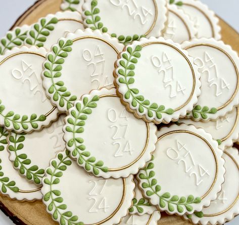 https://flic.kr/p/2qbr79s | Wedding Sugar Cookies Green Wedding Cookies, Wedding Sugar Cookies, Green Bridal Showers, Grow Old With Me, Bridal Shower Cookies, Palm Beach Wedding, Wedding Cookies, Green Wedding, Spring Wedding