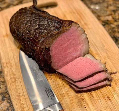 Sous Vide Eye of Round Roast Beef Recipe Beef Steak Marinade, Beef Eye Round Roast, Filet Of Beef, Eye Of Round, Round Steak Recipes, Slow Cooker Corned Beef, Beef Round, Beef Filet, Round Steak