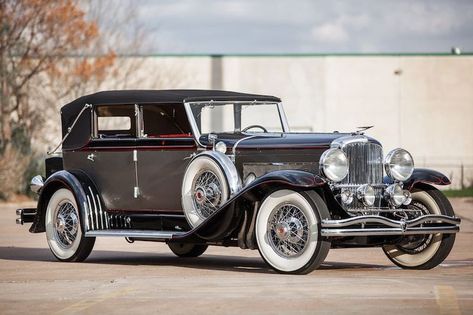 The Greatest Cars Of The 1920s 1920s Car, Duesenberg Car, Auburn Car, Cool Old Cars, Exotic Sports Cars, Old Classic Cars, Steampunk Design, S Car, Expensive Cars