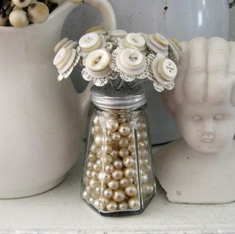 button flowers in salt shaker--very cute Button Bouquet, Altered Bottles, Salt Shaker, Button Art, Button Jewelry, Button Crafts, Shabby Chic Homes, Button Flowers, Vintage Crafts