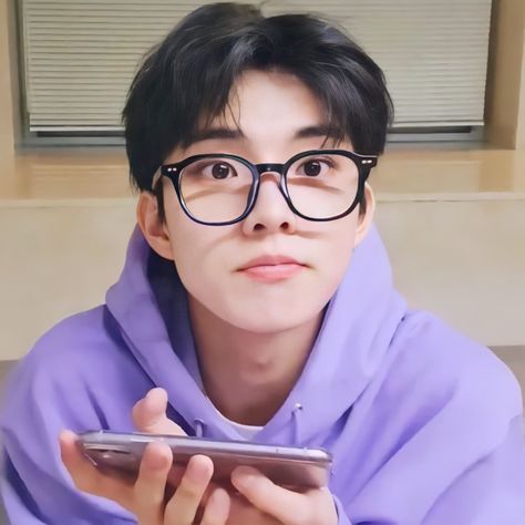 #theboyz #changmin #kpop Tbz Changmin, Changmin The Boyz, Chang Min, Cute Asian Guys, The Boyz, Purple Aesthetic, Kpop Guys, Asian Boys