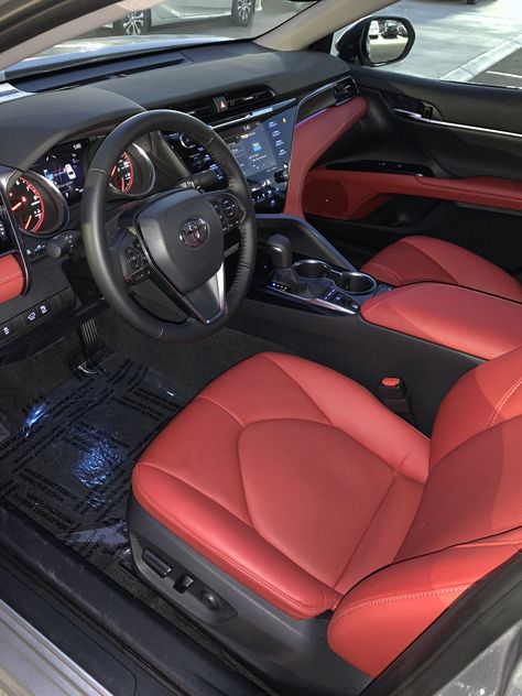 Red Interior Car, Toyota New Car, Honda Accord Sport, Car Deco, Toyota Aygo, Girly Car, Car Essentials, Cute Car Accessories, Pink Car