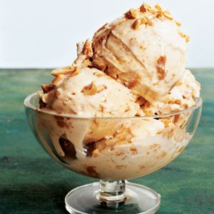 This decadent peanut butter swirl ice cream calls for lots of peanut butter, vanilla, and roasted peanuts. Peanut Butter Swirl Ice Cream, Swirl Ice Cream, Granitas, Tasty Ice Cream, Cinnamon Ice Cream, Gelato Recipe, No Churn Ice Cream, Peanut Brittle, Food Network Magazine