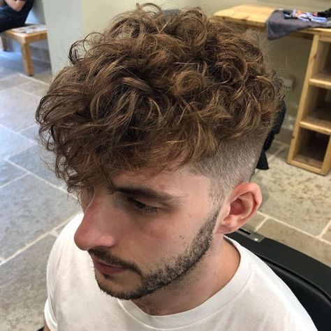 Loose Perm Short Hair, Men Perm, Perm Hair Men, Loose Perm, Undercut Curly Hair, Perm Curls, Wavy Perm, Curly Hair Fade, Men Haircut Curly Hair