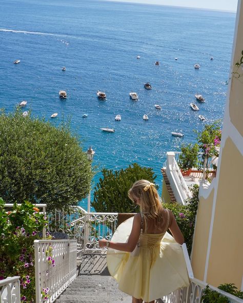 🍋🌸✨ #explorepage #positano #italy #instagram #vacation Positano Italy Photography, Positano Photo Ideas, Amalfi Honeymoon, Positano Honeymoon, Positano Italy Aesthetic, Positano Italy Amalfi Coast, Summer Honeymoon, Vacation 2025, Italy Summer Outfits