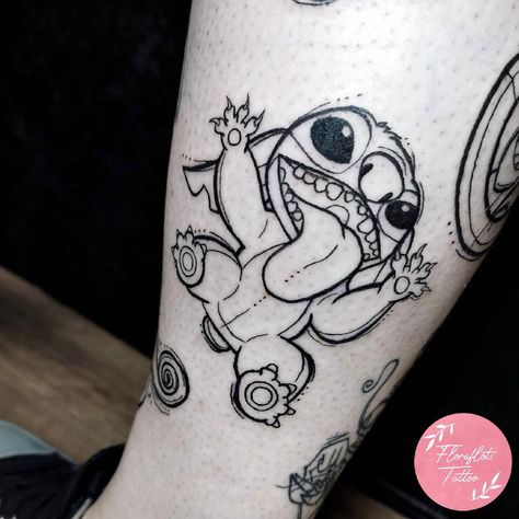 Black And Grey Stitch Tattoo, Disney Tattoo Black And Grey, 626 Tattoo, Stitch Tattoo Design, Rebecca Tattoo, Stitch Tattoo Ideas, Disney Characters Tattoos, Cute Disney Tattoos, Dark Disney Tattoo