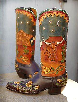 Mode Country, Yellow Rose Of Texas, Black Cadillac, Boot Scootin Boogie, Custom Cowboy Boots, Vintage Details, Custom Boots, Vintage Cowgirl, Rhinestone Fashion