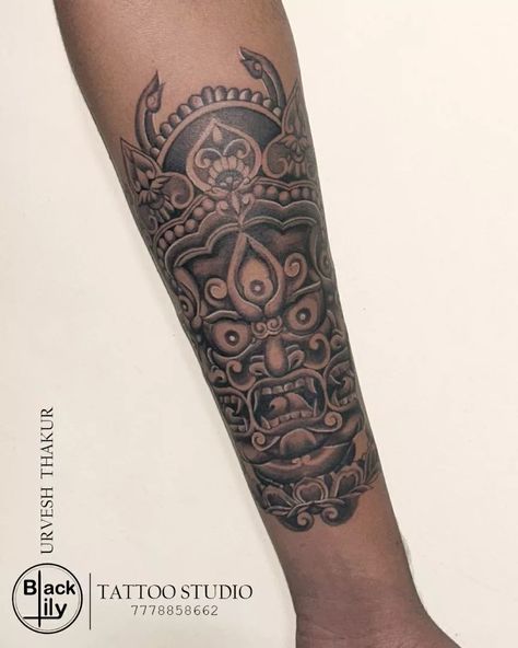 •Traditional Kaal Bhairav tattoo design. . 🤫Get this unique tattoo from @bunty_thakur20 👇Book your Appointments👇 ✉️ DM us - @blacklily_tattoo 📞+91 9824420798 #kalbhairav #trendingreels #trendingaudio #trending #traditionaltattoo #traditional #blacklily_tattoo #vadodara #halol #godhra #gujrat #india Kaal Bhairav Tattoo, Bhairav Tattoo Design, Bhairav Tattoo, Lily Tattoo, Hand Tattoos For Guys, Unique Tattoo, Traditional Tattoo, Tattoo Design, Hand Tattoos