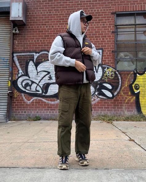 salomonology on Instagram: "XT-6 in Wren / Kangaroo / Vanilla Ice" Xt6 Outfit, Styling Salomon, Cozy Fit Kangaroo Pocket Outerwear For Streetwear, Salomon Xt6 Outfit Men, Comfy Streetwear Sweats With Kangaroo Pocket, Gray Hooded Jacket With Kangaroo Pocket For Streetwear, Men’s Salomon Outfit, Salomon Outfit, Salomon Xt6 Outfit