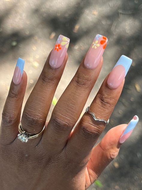 Coffin Tip Nails Design, Simple But Cute Nails Acrylic Summer, Spring Nails 2023 Square, Medium Length Nails Acrylic Coffin Summer, Medium Coffin Shape Nails Designs, Light Blue French Tip Nails Square, Blue Spring Nails Acrylic, Spring Nails 2023 Coffin, Spring Nails Long Coffin