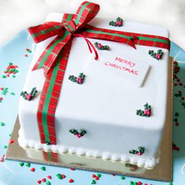 Square Cake Design, Merry Christmas Cake, Farm Birthday Cakes, Cake Competition, Christmas Cupcakes Decoration, Jane Asher, Cake Decorating Set, Christmas Cake Designs, Christmas Cake Decorations