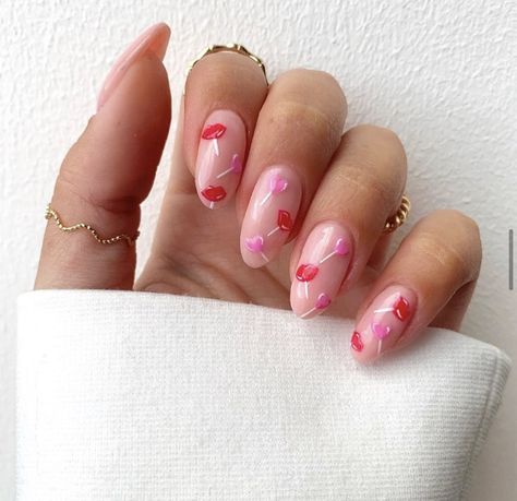 Valentine Manicure, Cute Valentines Nails, Bright Summer Nails Designs, Nails Valentine, Nails Heart, Pink Chrome Nails, Pedicure Ideas, Confetti Nails, Baby Pink Nails