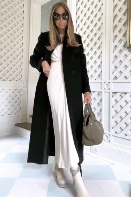 Maxi Dress With Long Coat, Style Lug Sole Boots, Maxi Dress Work, Grandmillennial Aesthetic, Courtney Grow, Born On Fifth, Maxi Dress Outfit Fall, Grandmillennial Style, Boots Outfits